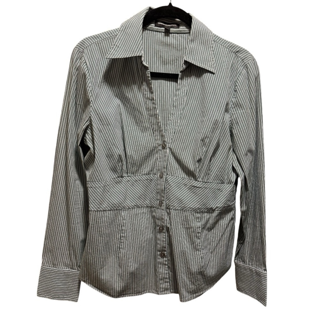 DONATED ❌ EXPRESS  Design Studio, Fitted Waist Shirt,Sz L